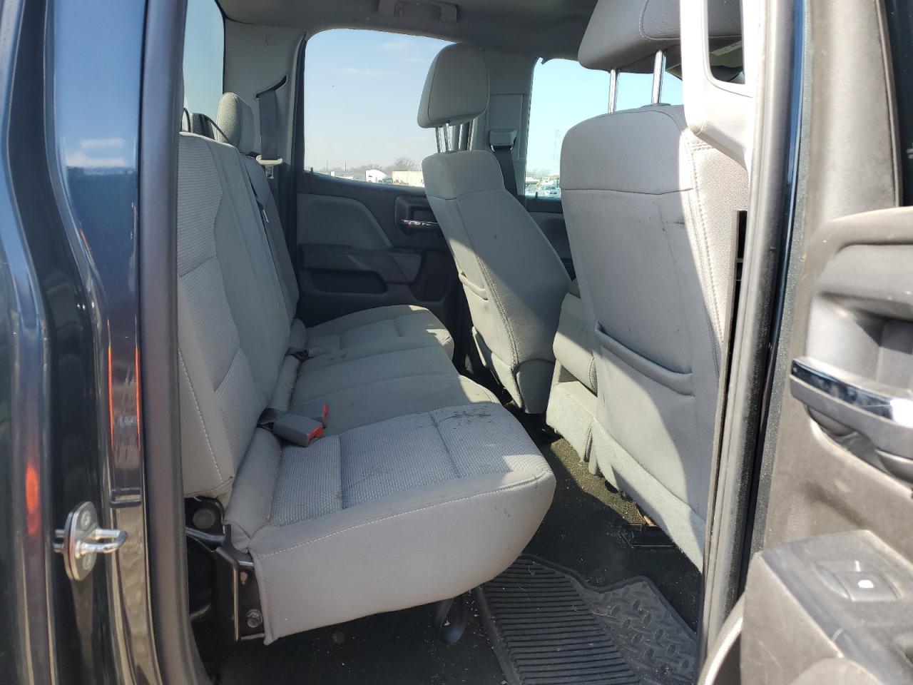 2017 GMC Sierra - Image 10