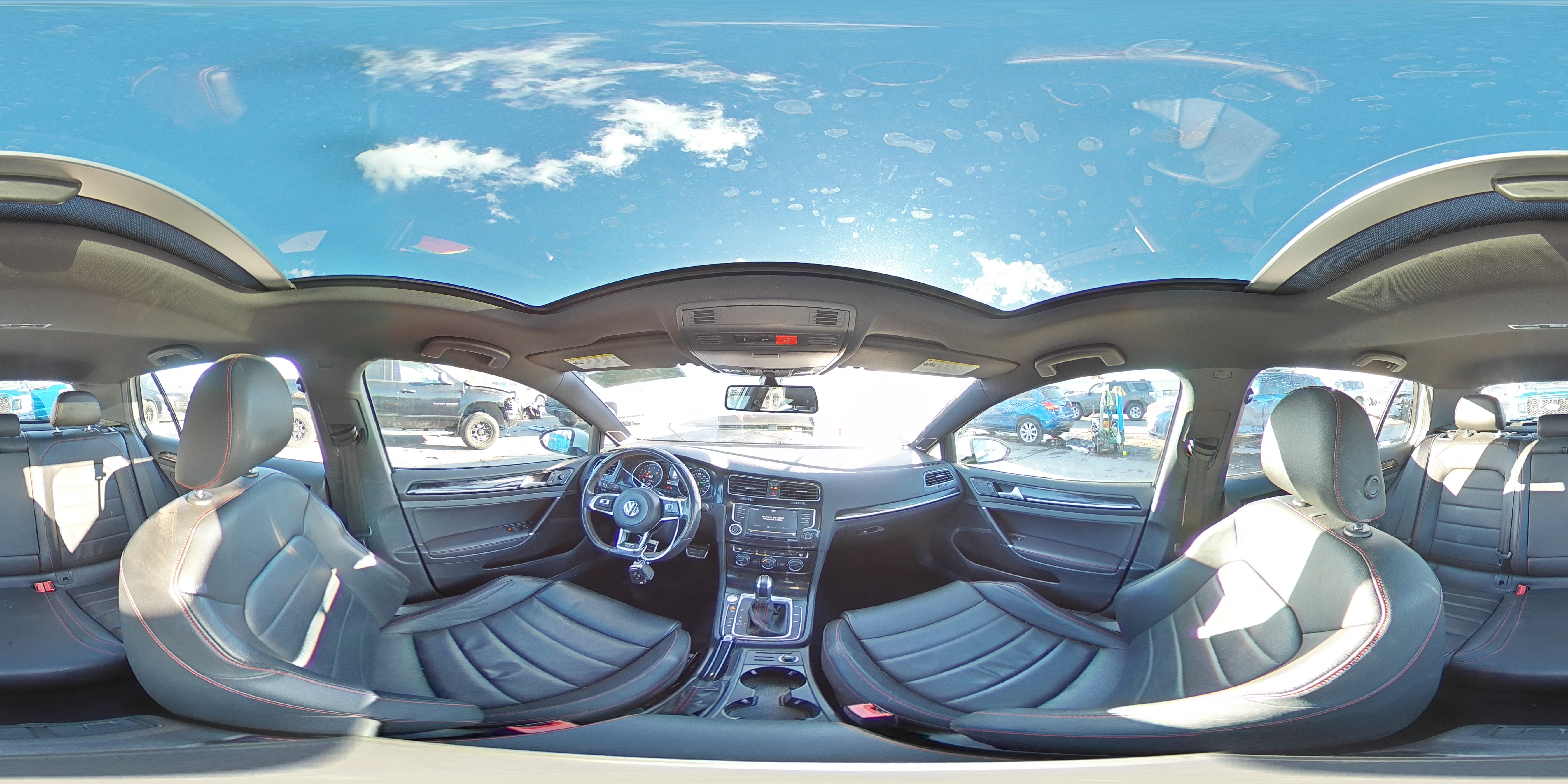 2016 Volkswagen GTI - Image 15