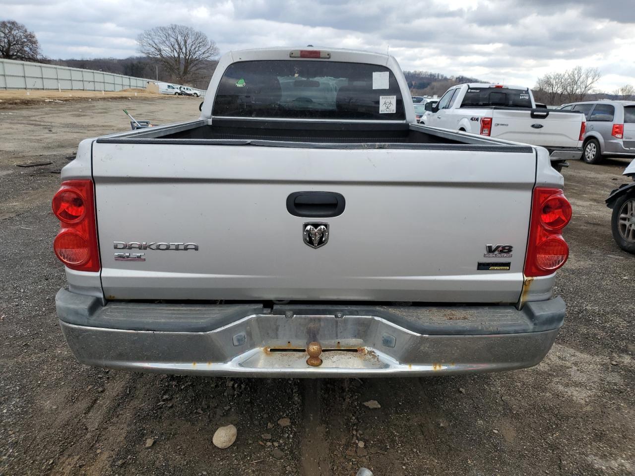 2007 Dodge Dakota - Image 6
