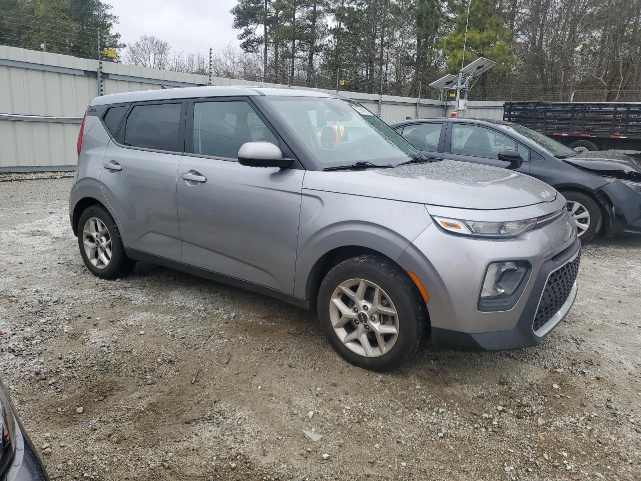 2022 Kia Soul - Image 4