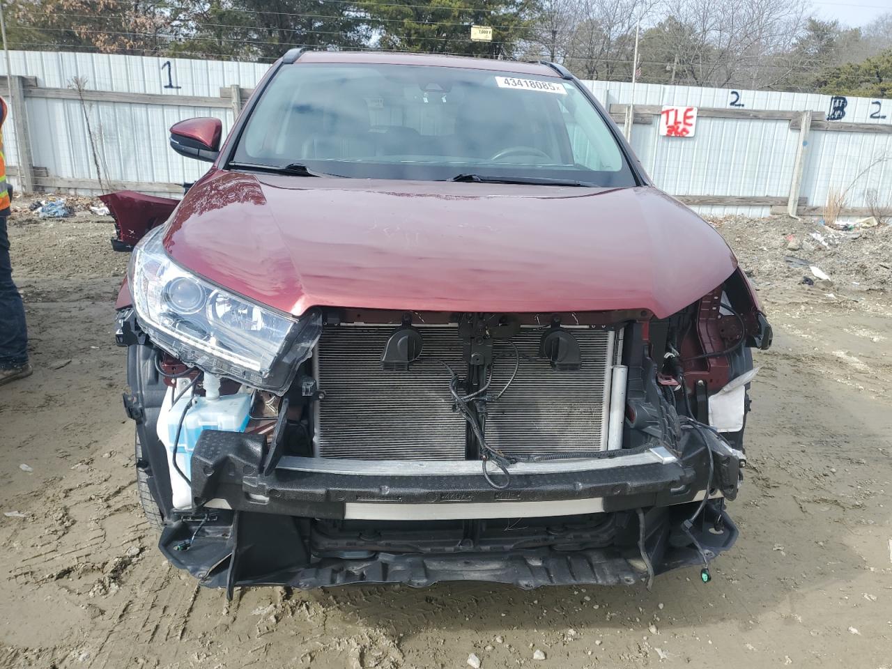 2018 Toyota Highlander - Image 5