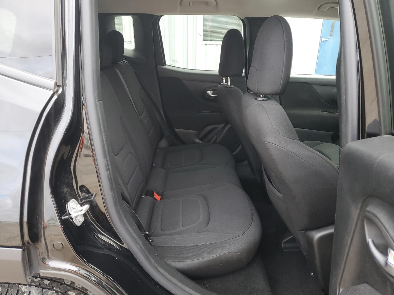 2019 Jeep Renegade - Image 10