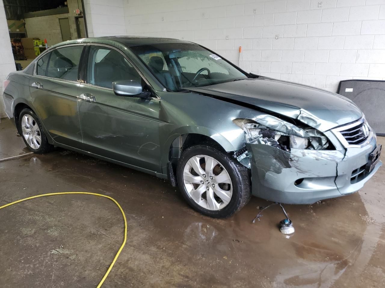2010 Honda Accord - Image 4