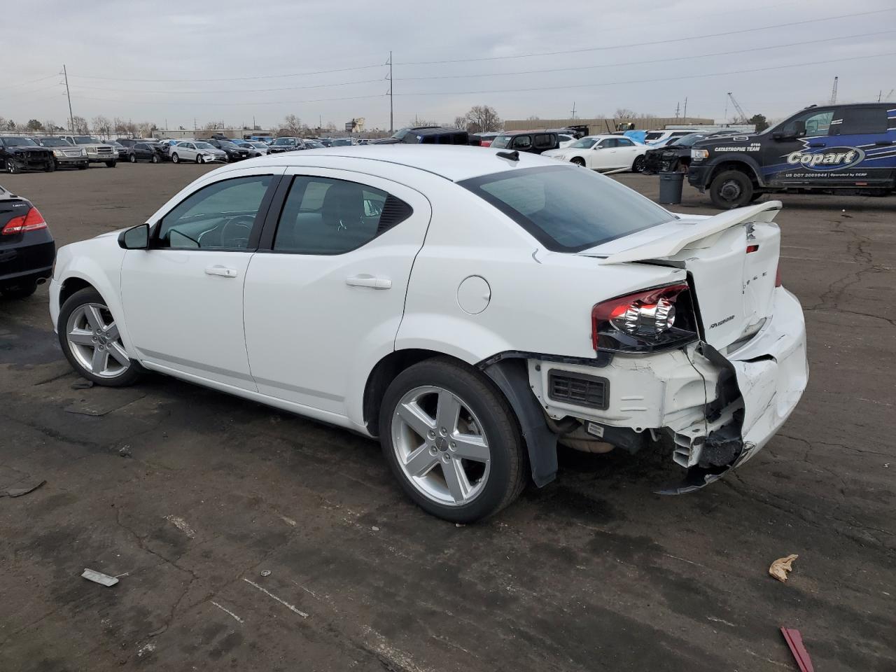 2013 Dodge Avenger - Image 2