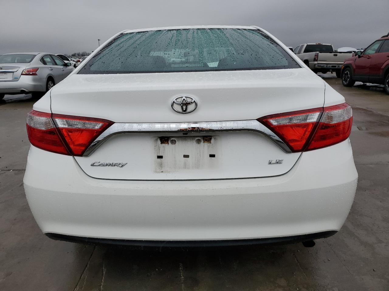 2016 Toyota Camry - Image 6