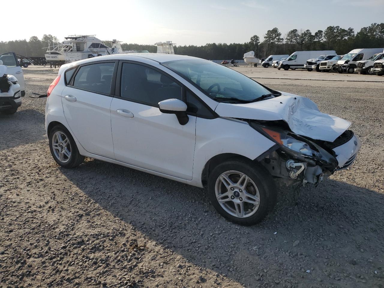 2017 Ford Fiesta - Image 4