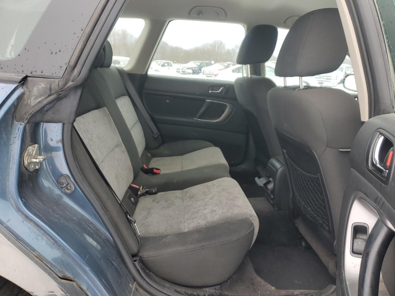 2006 Subaru Legacy - Image 10