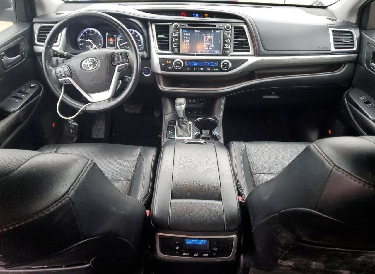 2017 Toyota Highlander - Image 8