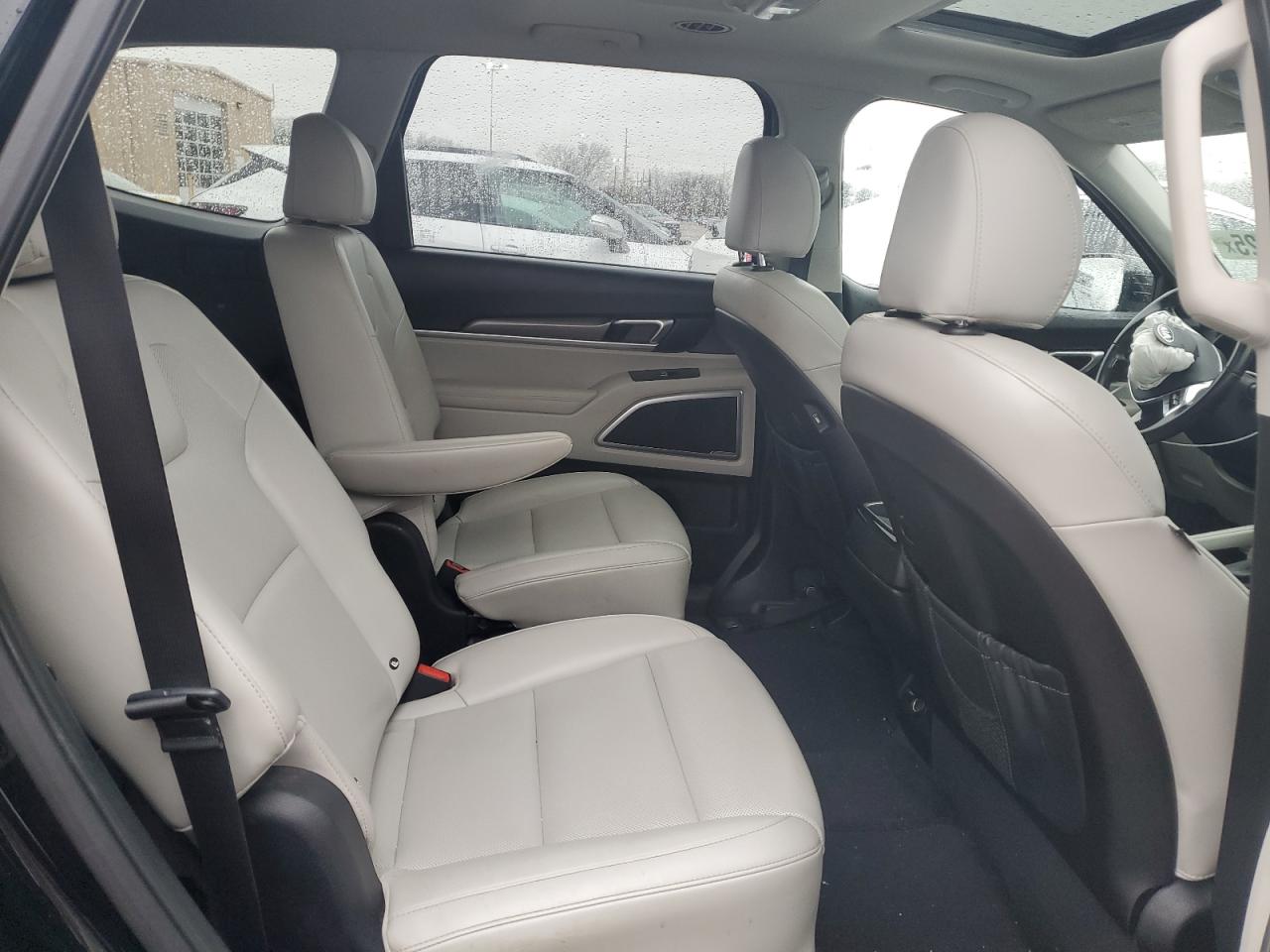 2021 Kia Telluride - Image 10