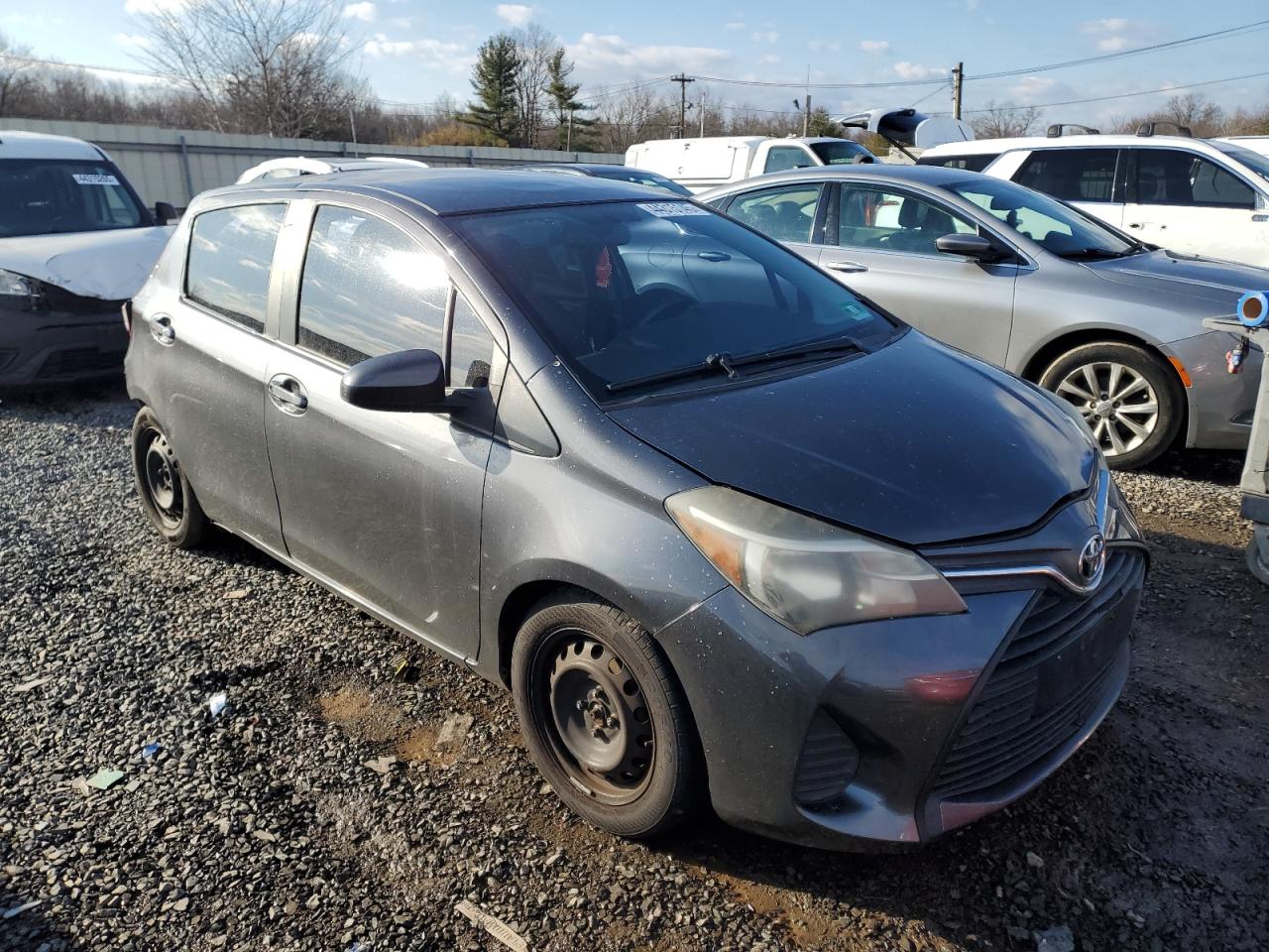 2015 Toyota Yaris - Image 4