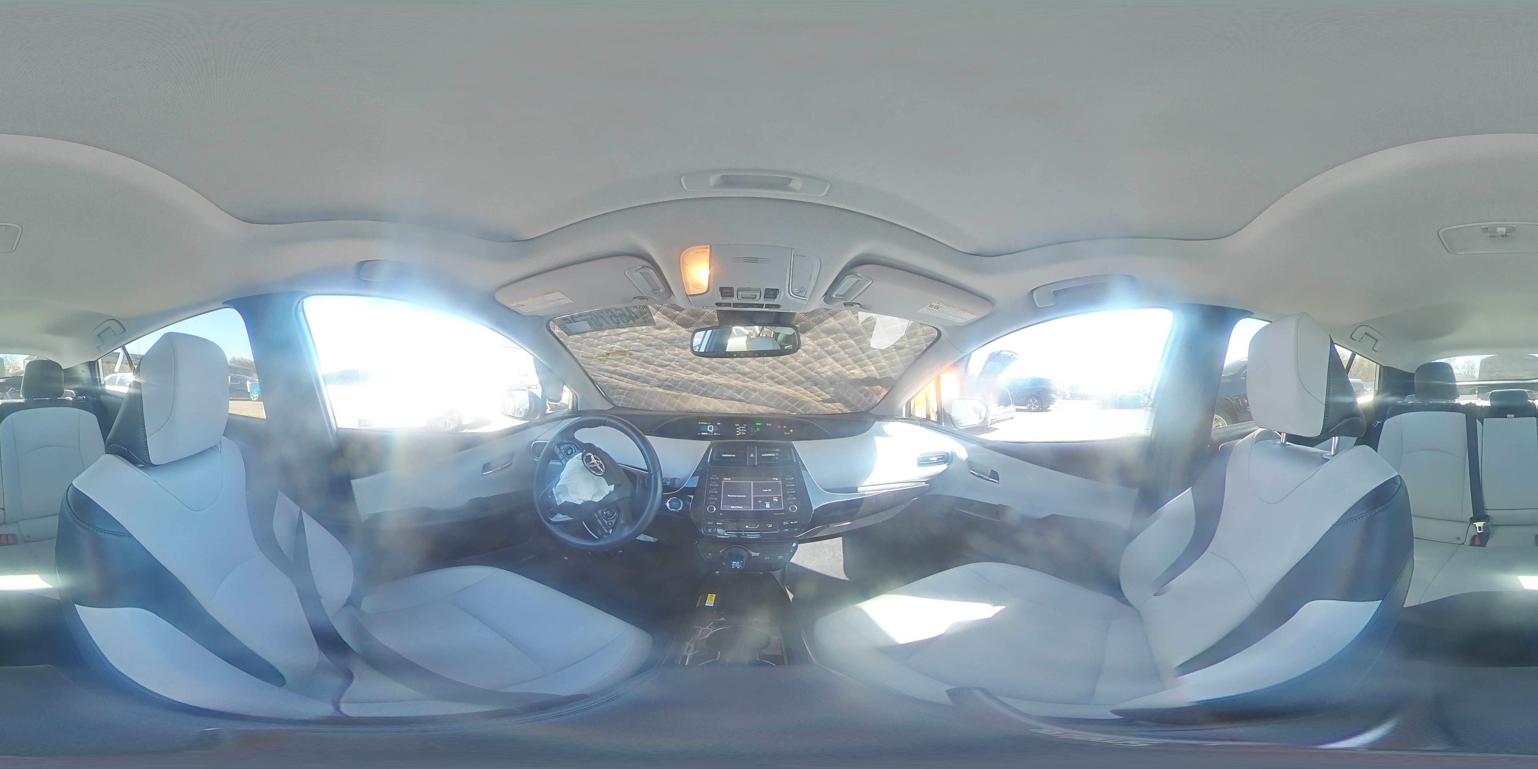 2021 Toyota Prius - Image 13