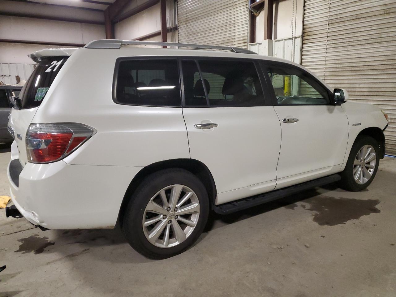 2009 Toyota Highlander - Image 3