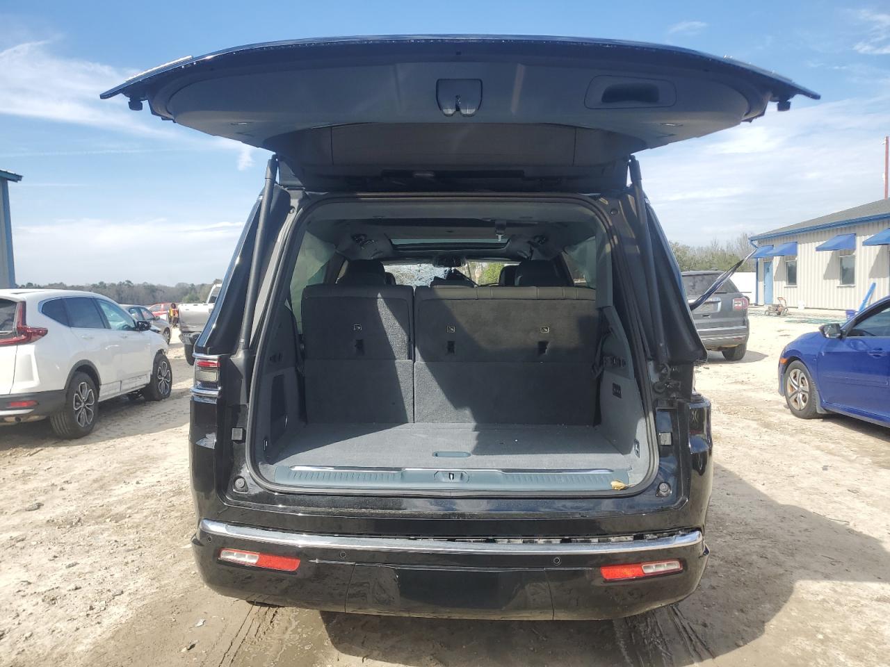 2022 Jeep Grand Wagoneer Series Ii VIN: 1C4SJVFJXNS116207 Lot: 44948945