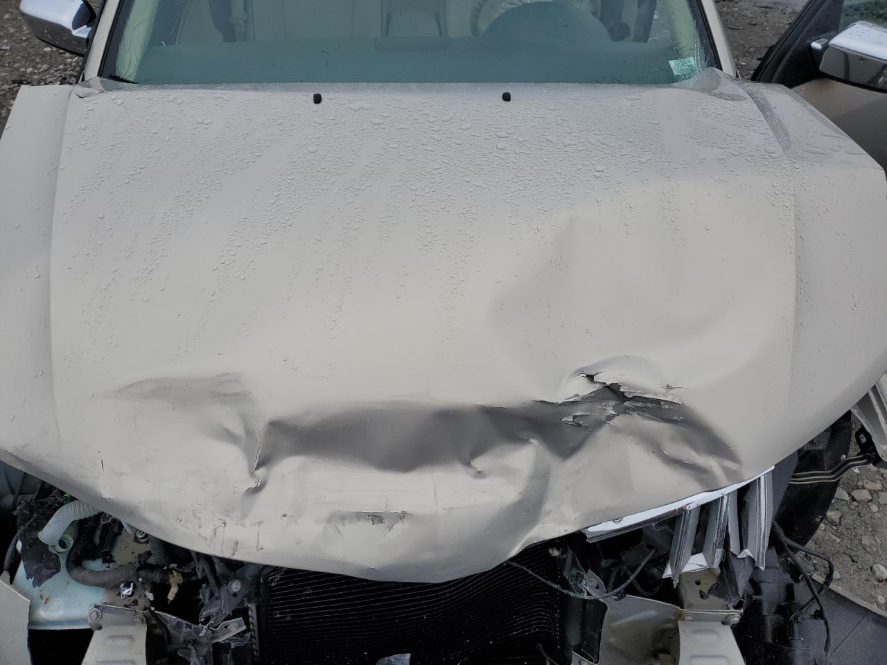 2010 Lincoln MKZ - Image 11