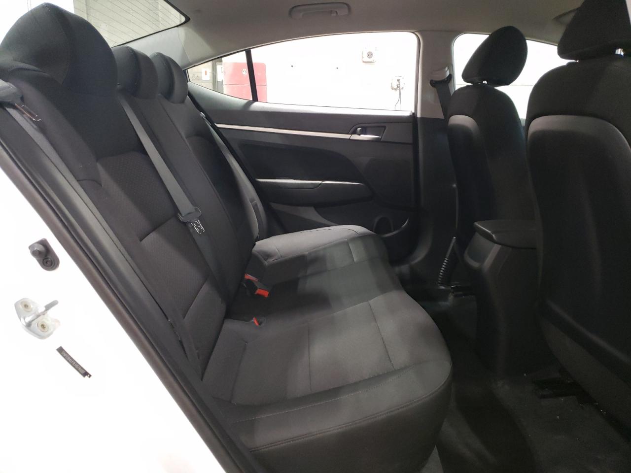 2020 Hyundai Elantra - Image 10