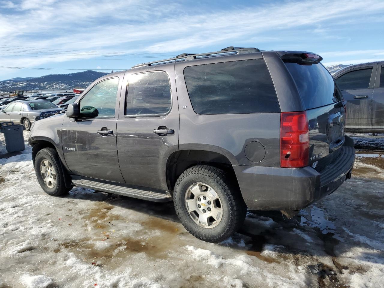 2010 Chevrolet Tahoe - Image 2