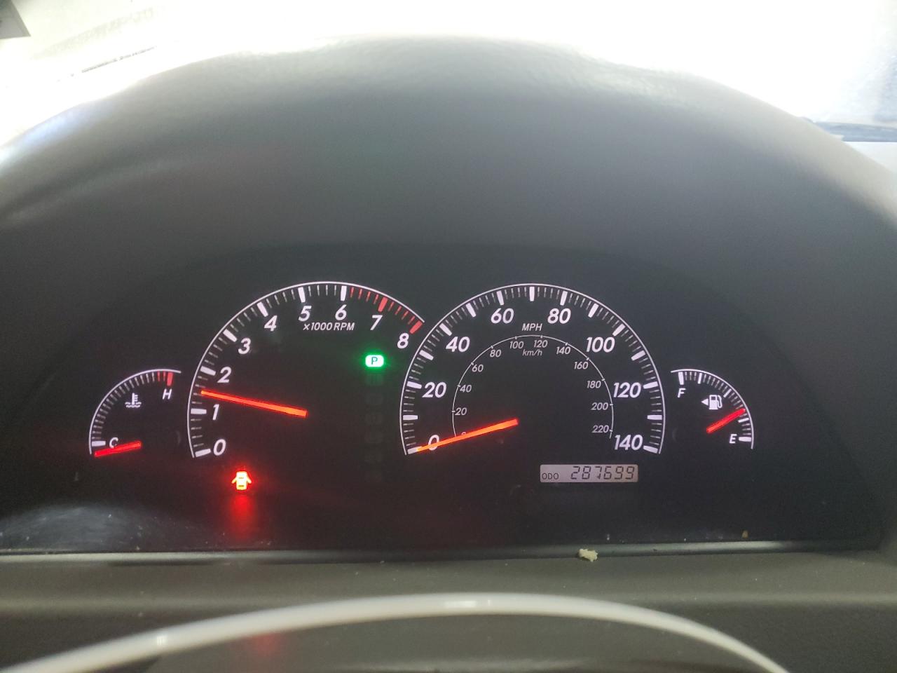 2005 Toyota Camry - Image 9