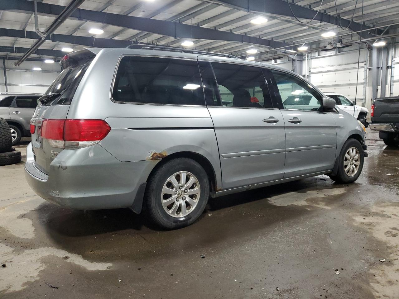 2008 Honda Odyssey - Image 3