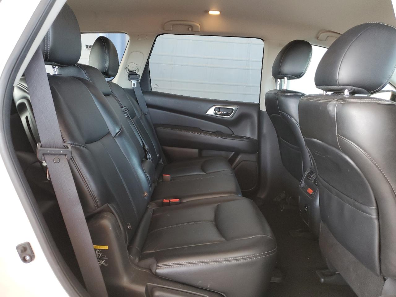 2015 Nissan Pathfinder - Image 11