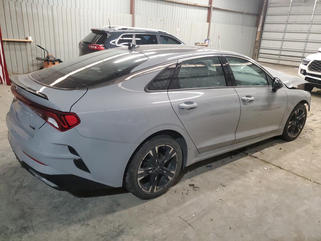 2021 Kia K5 - Image 3
