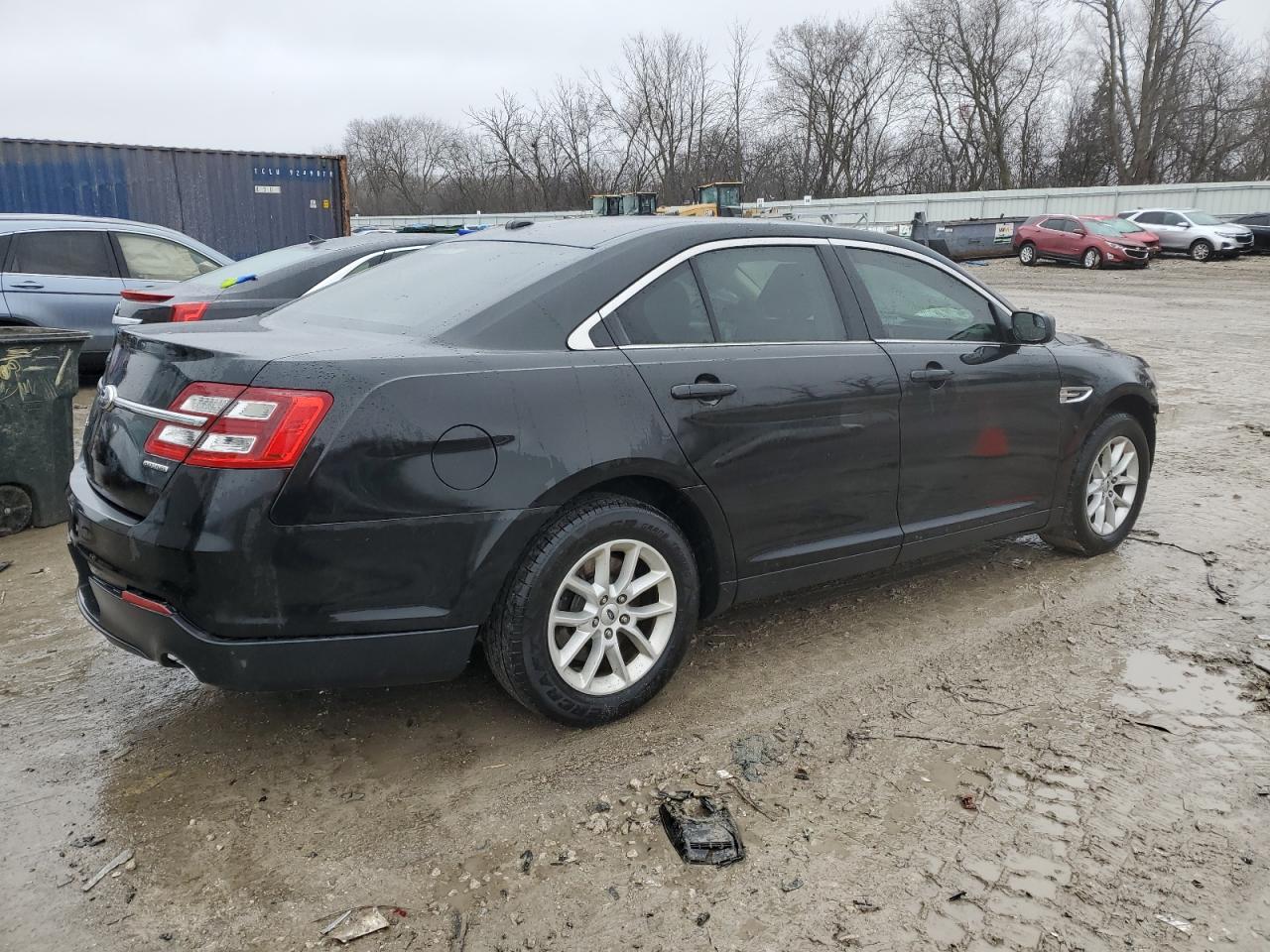 2013 Ford Taurus - Image 3