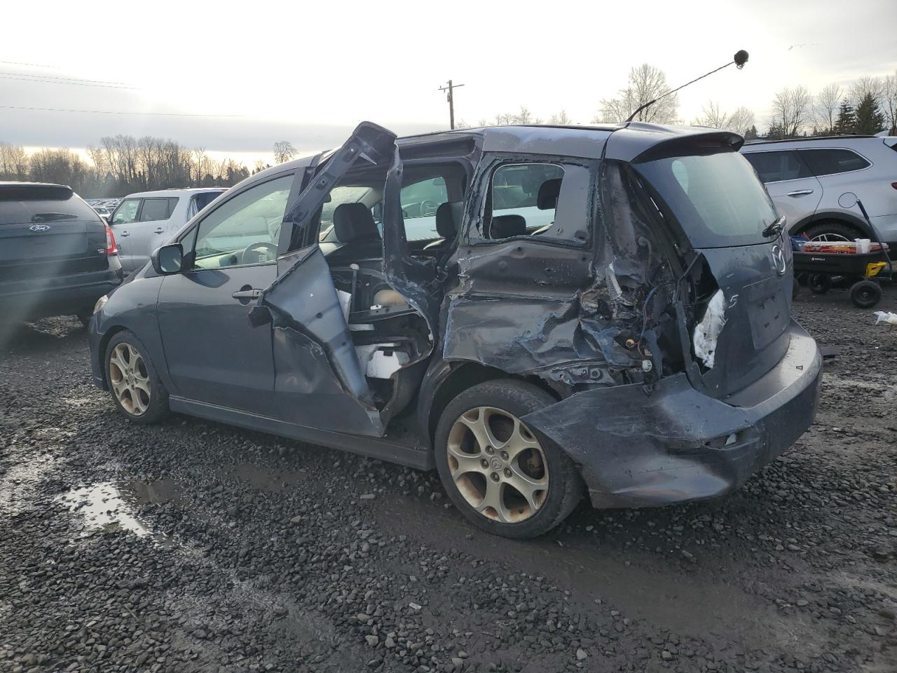 2010 Mazda 5 - Image 2