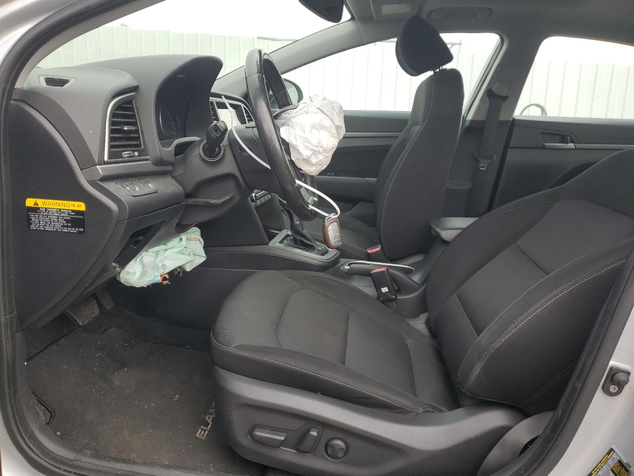 2017 Hyundai Elantra - Image 7