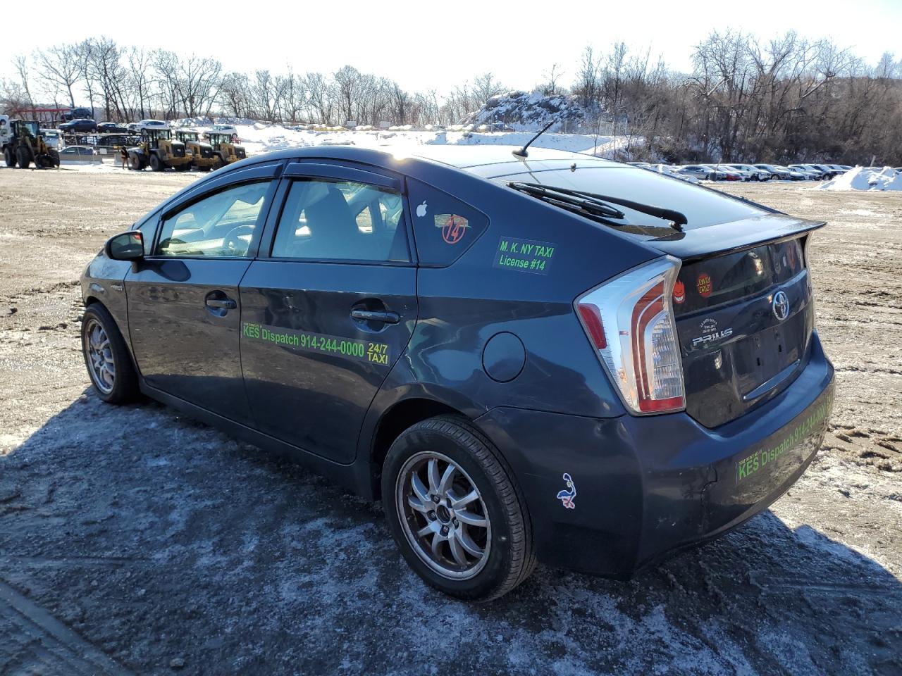 2014 Toyota Prius - Image 2