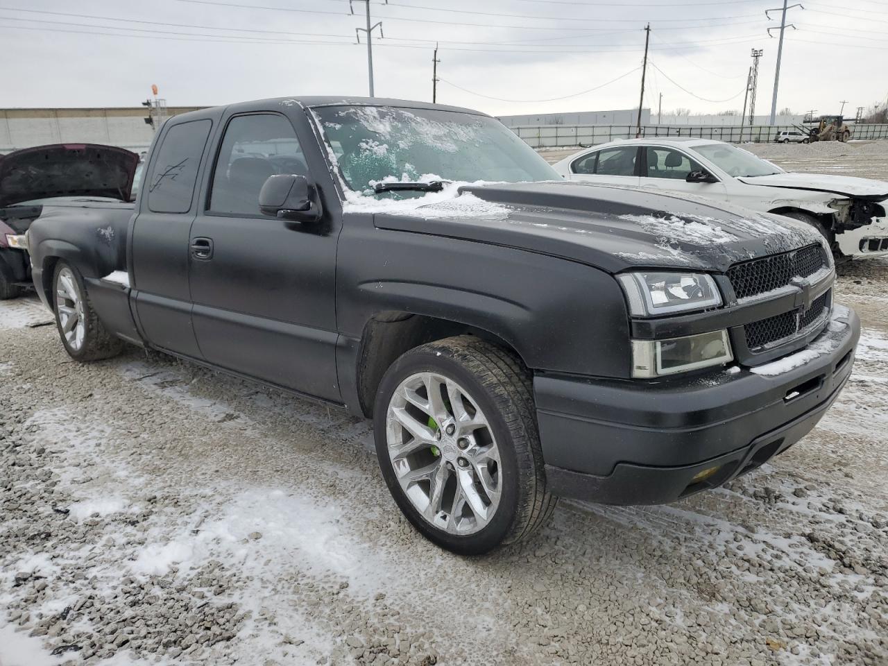 2003 Chevrolet Silverado - Image 4