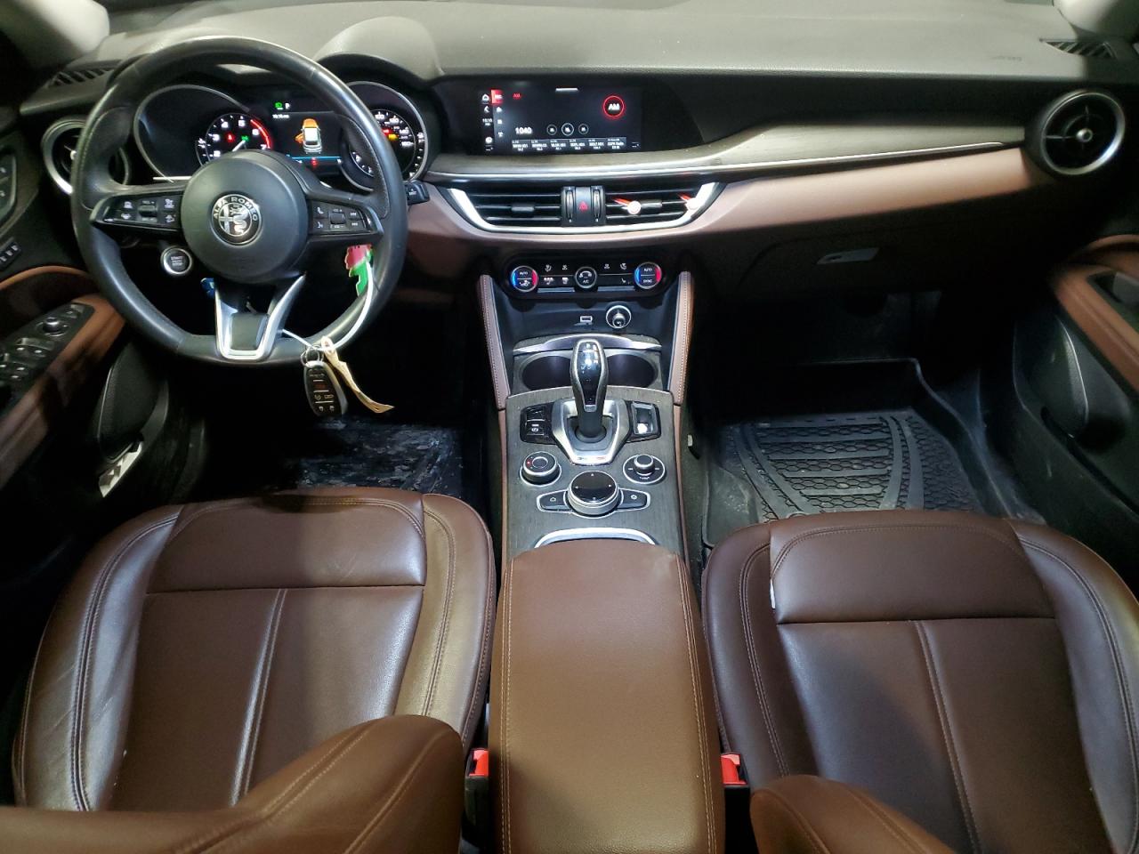 2021 Alfa Romeo Stelvio - Image 8