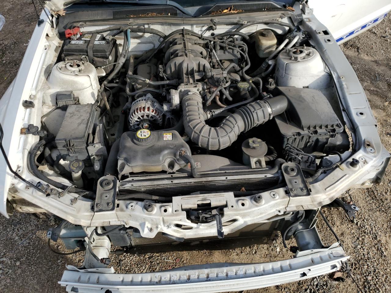 2008 Ford Mustang - Image 11