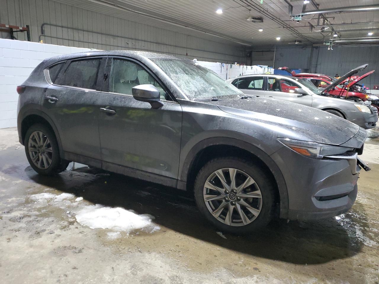 2021 Mazda CX-5 - Image 4
