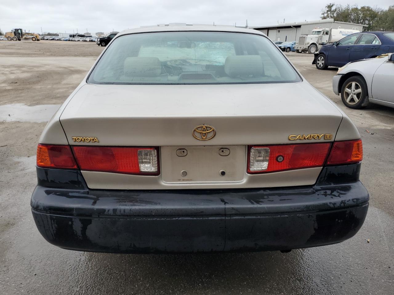 2001 Toyota Camry - Image 6