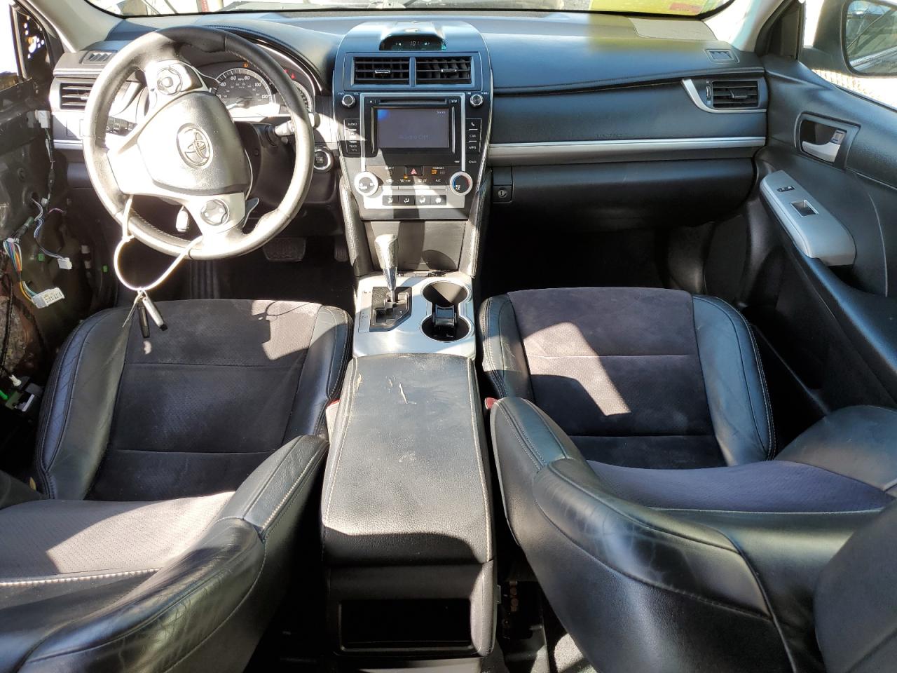 2012 Toyota Camry - Image 8