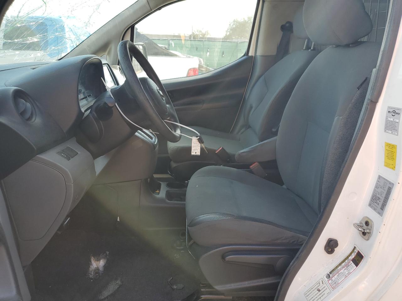 2014 Nissan NV - Image 7