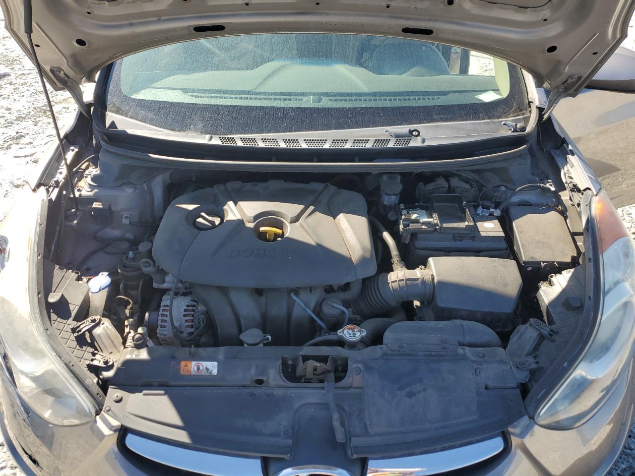 2013 Hyundai Elantra - Image 11