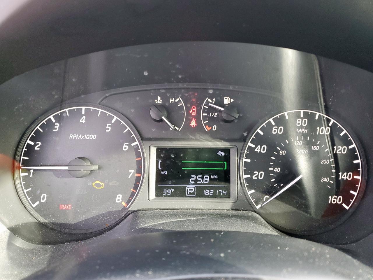 2016 Nissan Sentra - Image 9