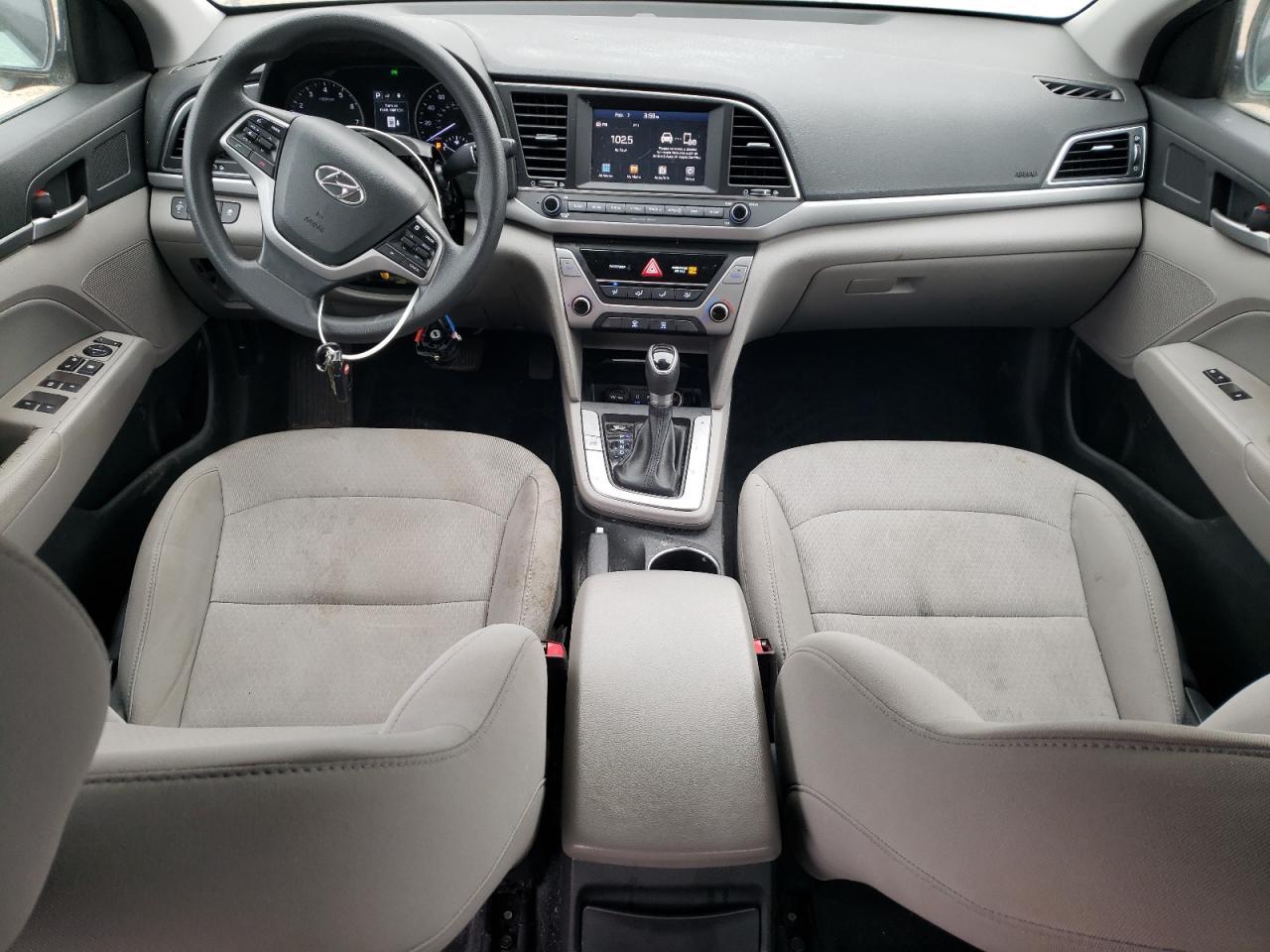 2018 Hyundai Elantra - Image 8