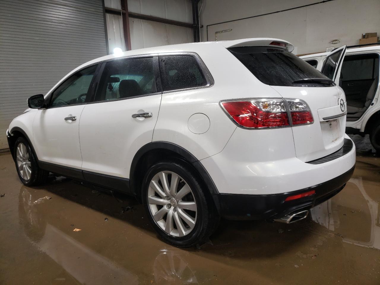 2010 Mazda CX-9 - Image 2