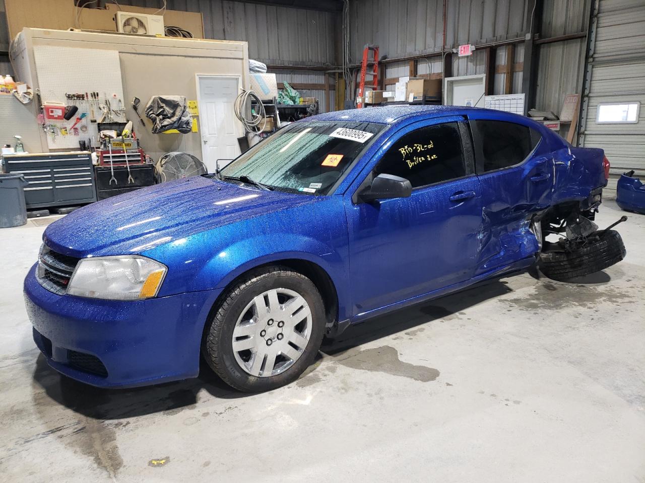 2014 Dodge Avenger - Image 1