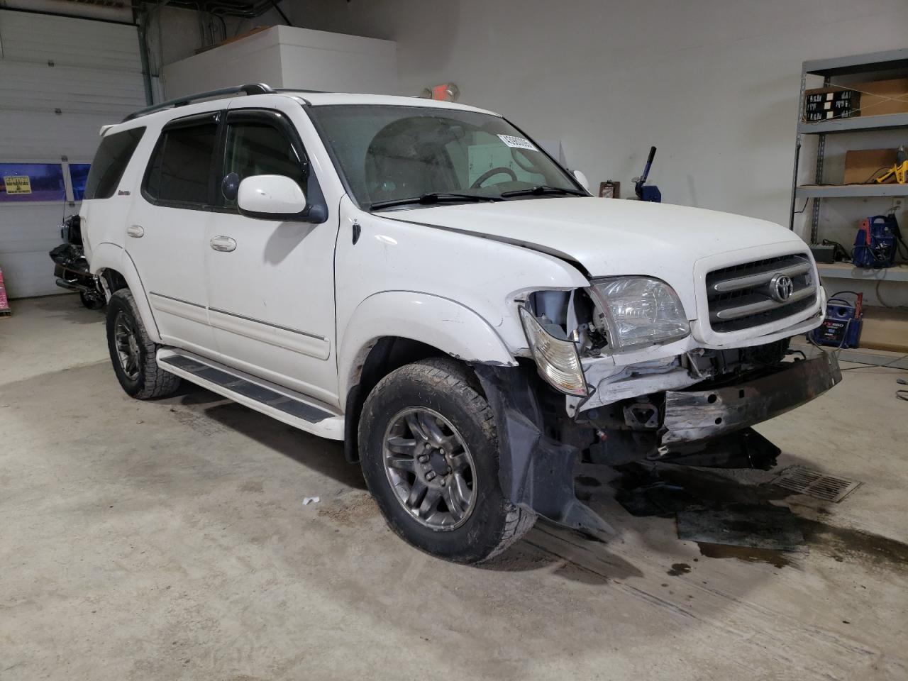 2004 Toyota Sequoia - Image 4