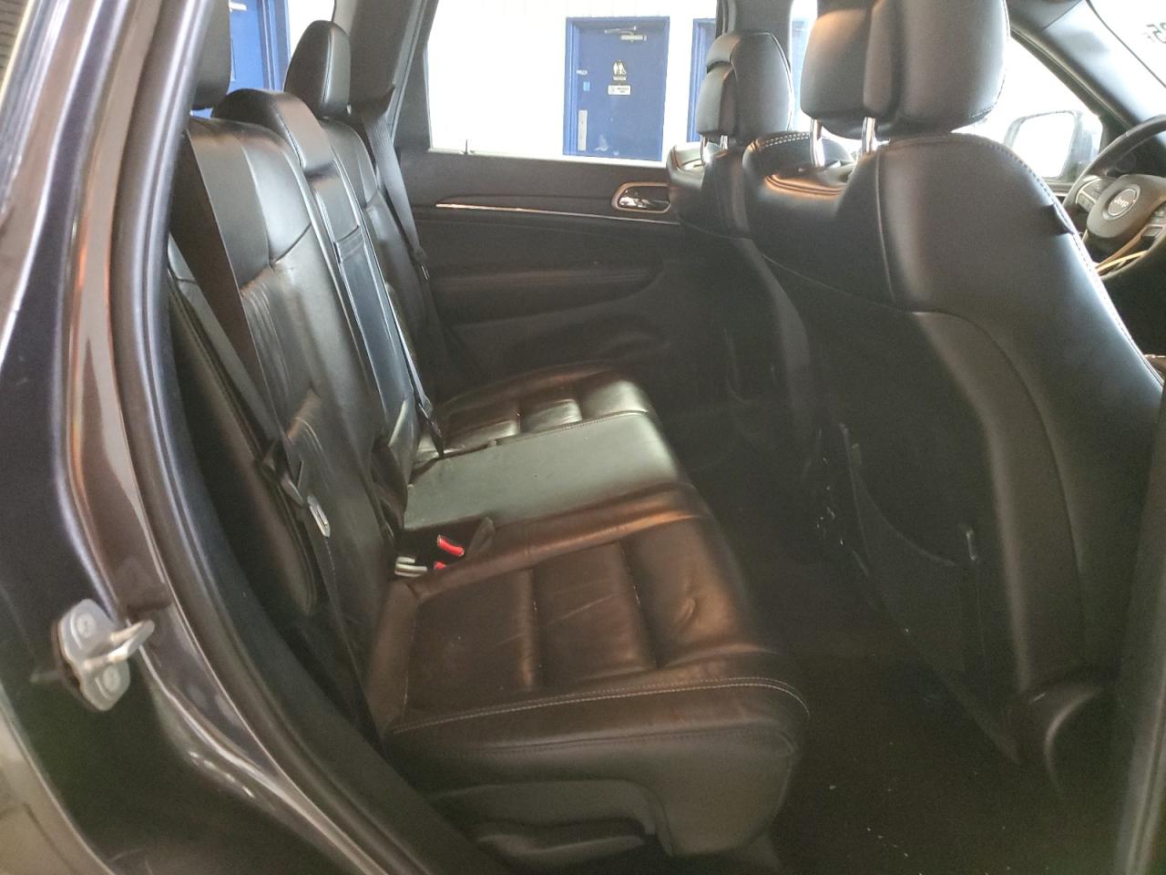 2014 Jeep Grand Cherokee - Image 11