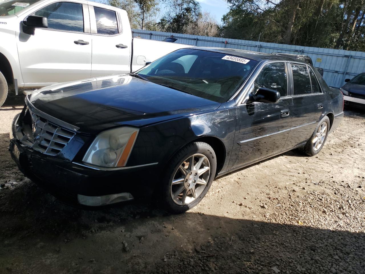 2011 Cadillac DTS - Image 1