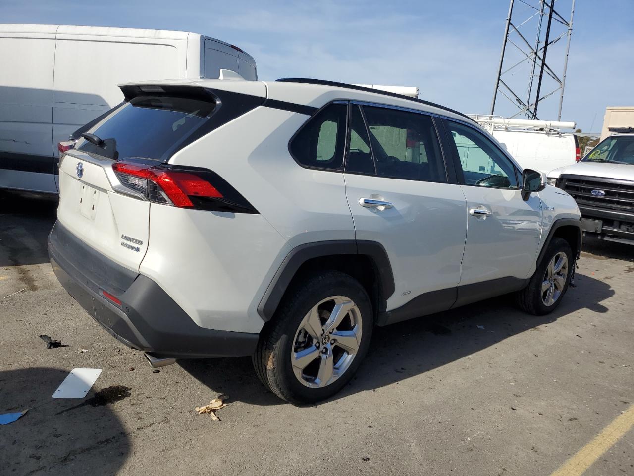 2021 Toyota RAV 4 - Image 3