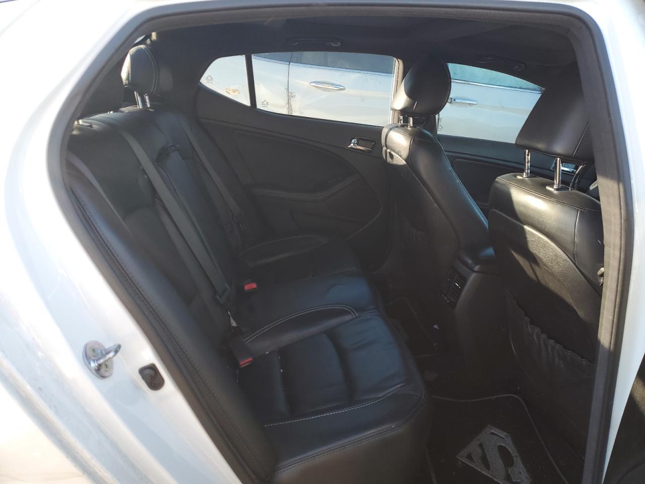 2013 Kia Optima - Image 10