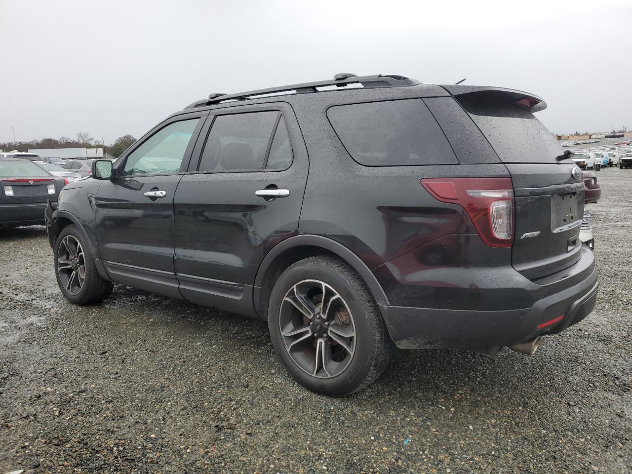 2014 Ford Explorer - Image 2