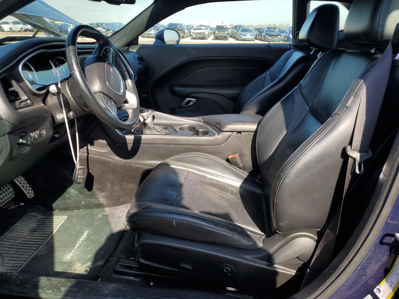 2015 Dodge Challenger - Image 7