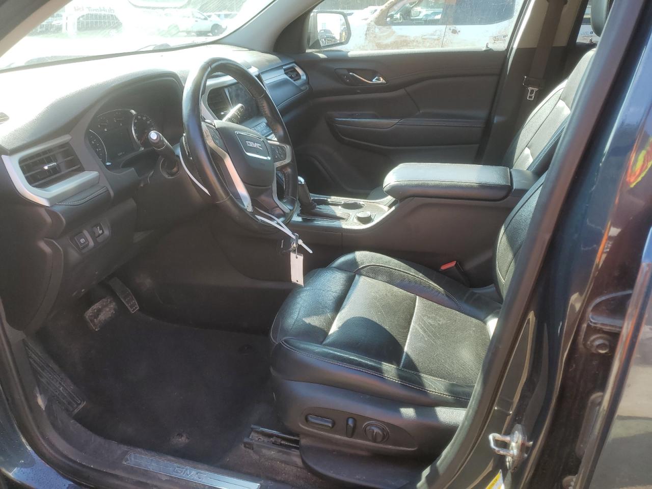 2019 GMC Acadia - Image 7