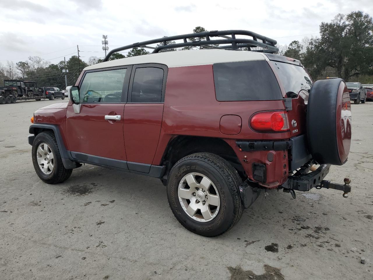 2008 Toyota FJ Cruiser - Image 2