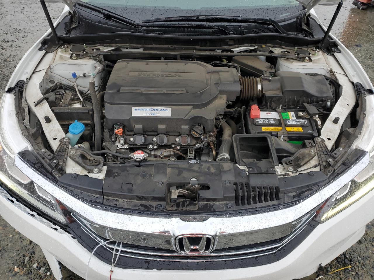 2016 Honda Accord - Image 11